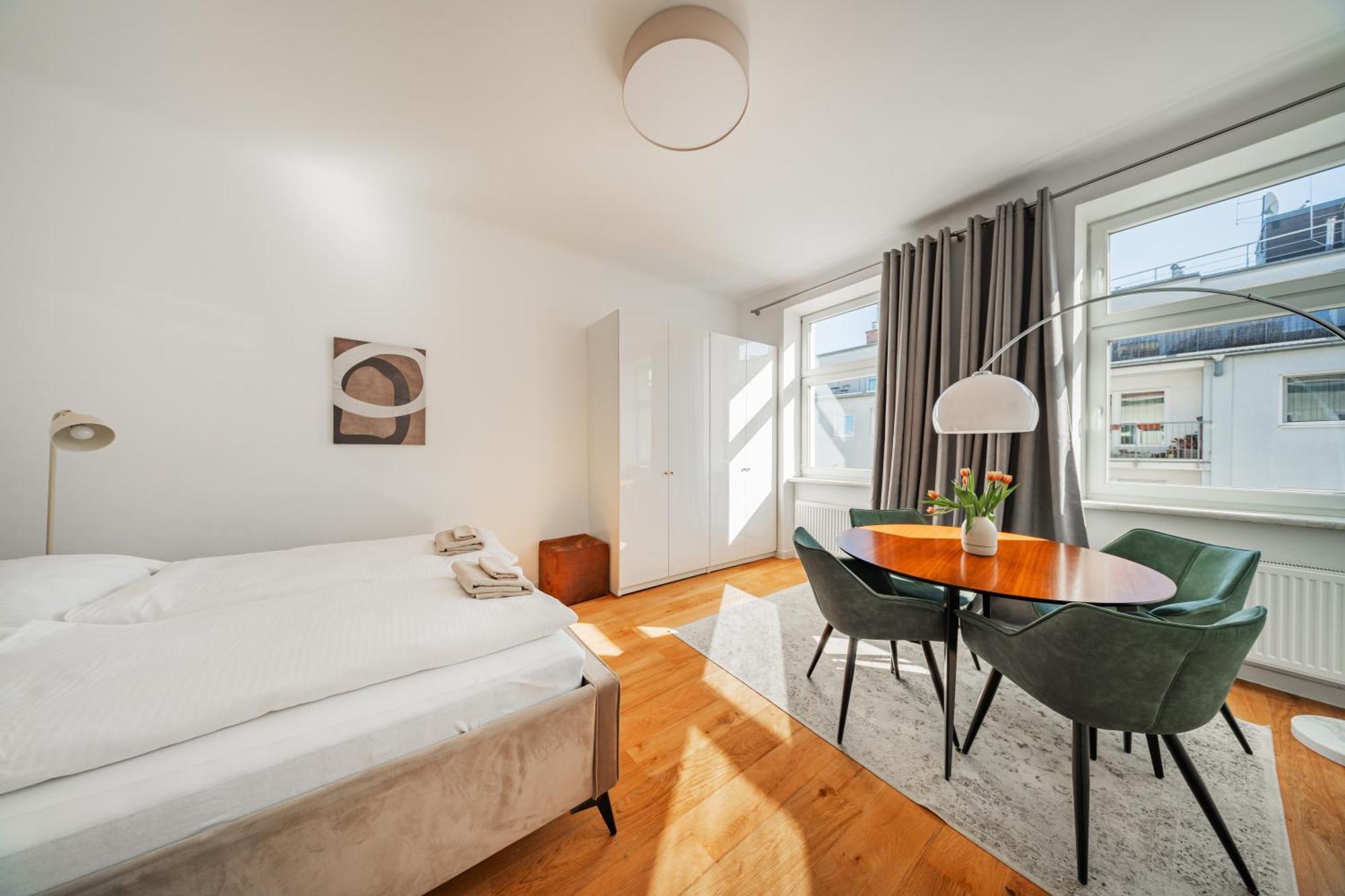 Sonnige Altbauwohnung Nahe Wien Hauptbahnhof Esterno foto