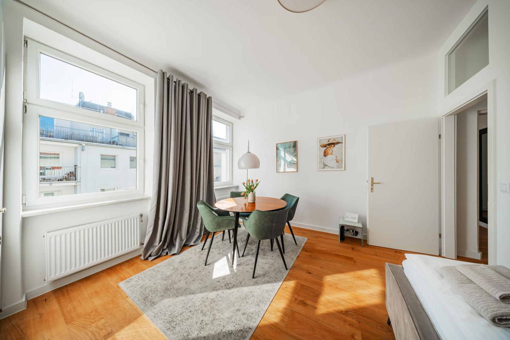 Sonnige Altbauwohnung Nahe Wien Hauptbahnhof Esterno foto
